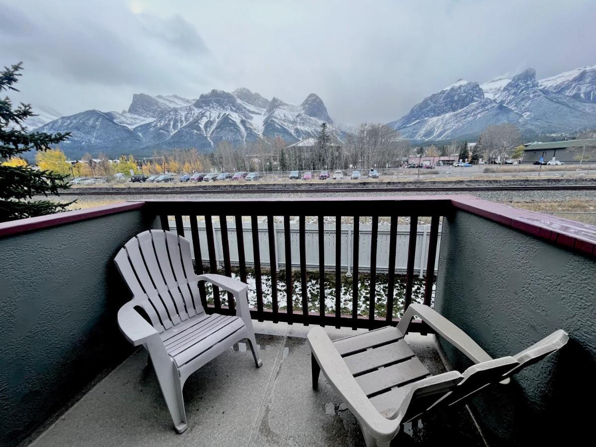 Canadian Rockies Chalets Canmore Esterno foto