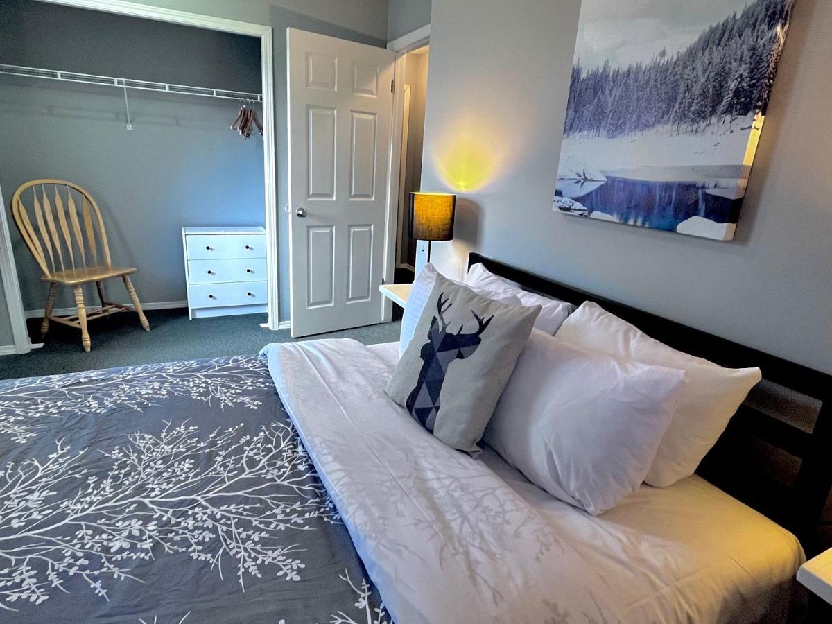 Canadian Rockies Chalets Canmore Esterno foto