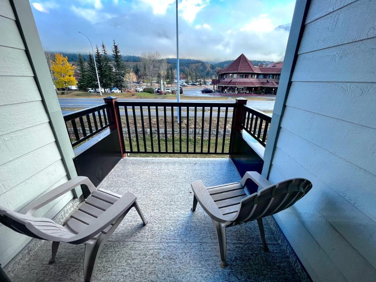 Canadian Rockies Chalets Canmore Esterno foto